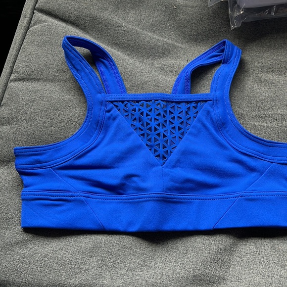 OLIVIA BRA TOP - Picture 4 of 5